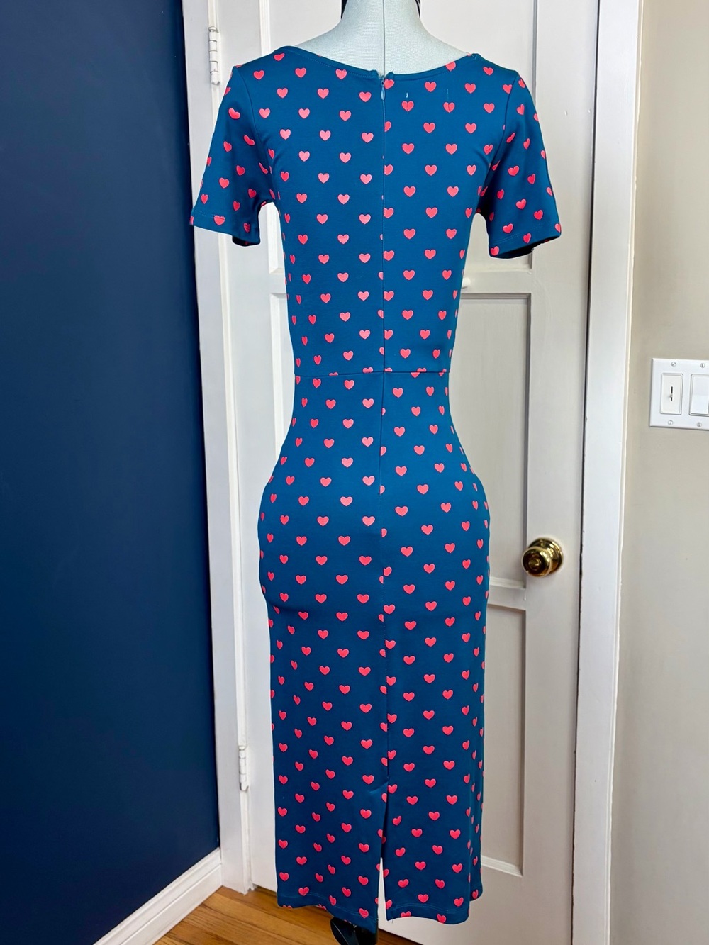 Unique Vintage Teal Heart-Print short sleeve bodycon dress,S, EUC - Picture 8 of 12